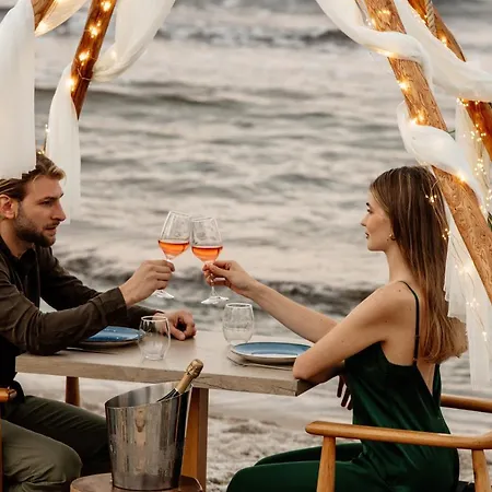 Enorme Infinity - Adults Only Herszonisszosz