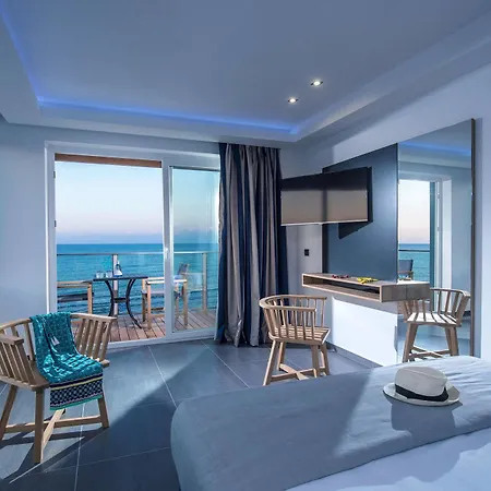 Infinity Blue Boutique & - Adults Only Hotel
