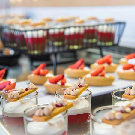 Enorme Infinity - Adults Only 4*